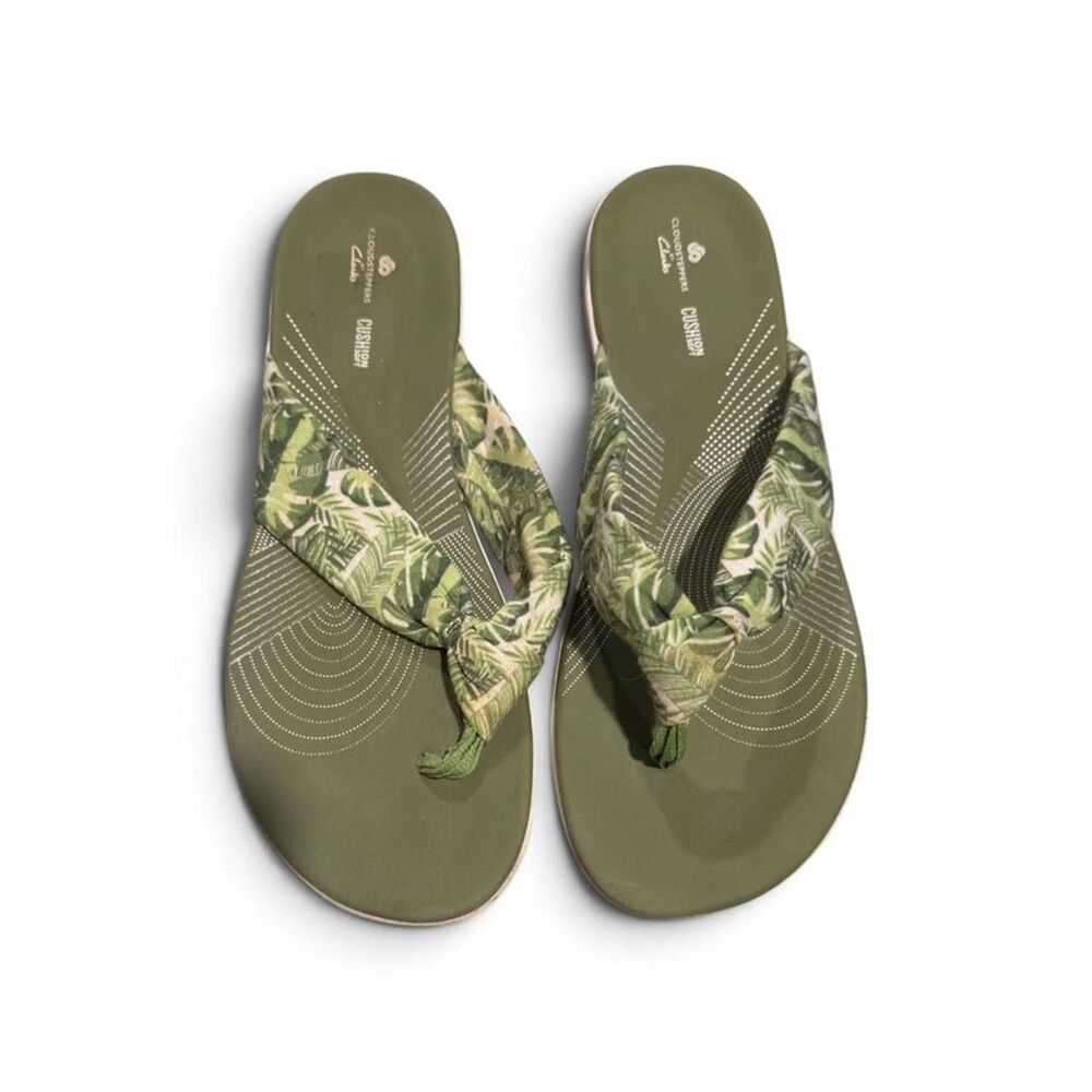 Clarks Women's Green and Khaki Flipflops